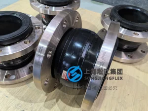 DN200 PN16 EPDM rubber compensator with BFe10-1-1 copper-nickel flanges, ABS type approved for vessel seawater cooling and ballast systems.