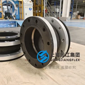 Custom DN150 aviation refueller rubber compensator, 130mm length, hand-built winding process with non-standard aluminum alloy flanges and internal SS304 vacuum ring.