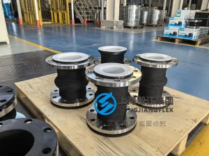 Hand-built rubber compensator with EPDM and PTFE lining, DN125 PN25 high-integrity expansion joint for corrosive pure water.