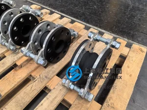 DN80 PN60 high pressure rubber expansion joint, galvanized carbon steel flanges to custom 130mm length, hand-built single sphere rubber bellow with M24 control rods.