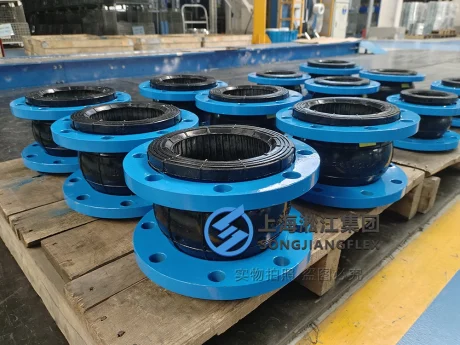 Product display of a premium oil resistant NBR rubber compensator with robust high tensile reinforcing cords for hydraulic circuits