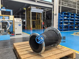 DN300 to DN200 slurry rubber expansion joint concentric reducer, 600mm hand-wrapped straight rubber bellow with wear-resistant liner, 150LB and custom swivel carbon steel flanges - 02.