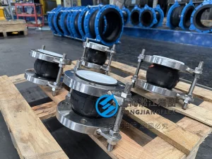 SS304 rubber expansion joint with PTFE lining, DN80 PN16 (150LB) chemical expansion bellow for reactor bottom pump applications.