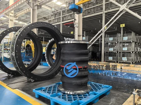 DN450 Hand-Built 5-Arch Anti-Settling Rubber Expansion Joint with SS304 Flanges (900mm)